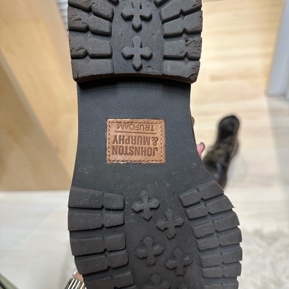 Used - Picture 3 of 4